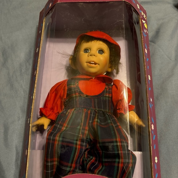 Vintage GiGo Toys My Pals Collection Doll Red Blue Green Striped 12 inch NIB - Picture 3 of 10